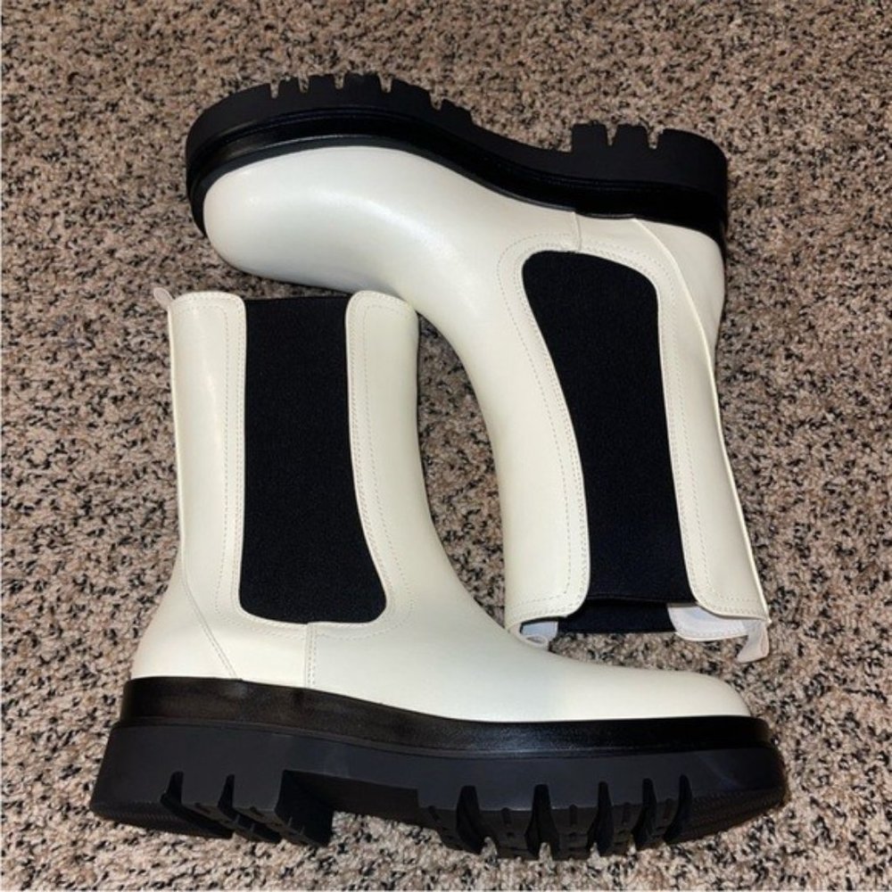 Shoe Dazzle Ivory & Black Lug Sole Platform Ankle Biker Boots - Picture 5 of 8